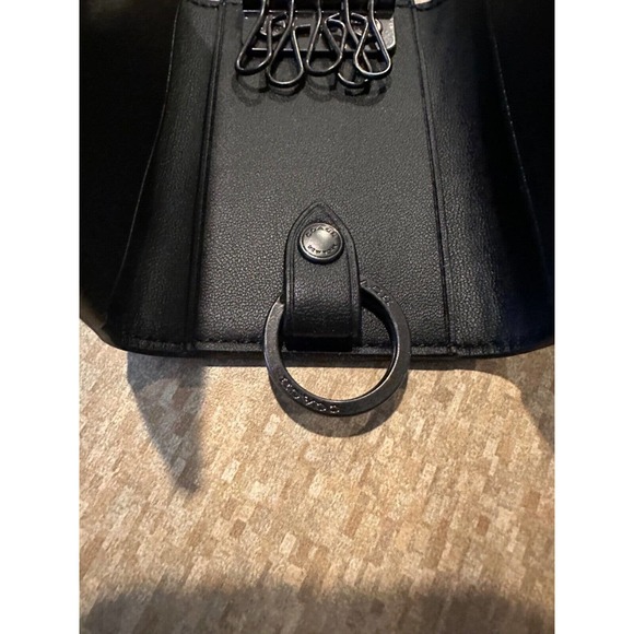 Coach Signature Five Ring Key Holder Card Case Wallet Black Signature Canvas - Picture 10 of 11